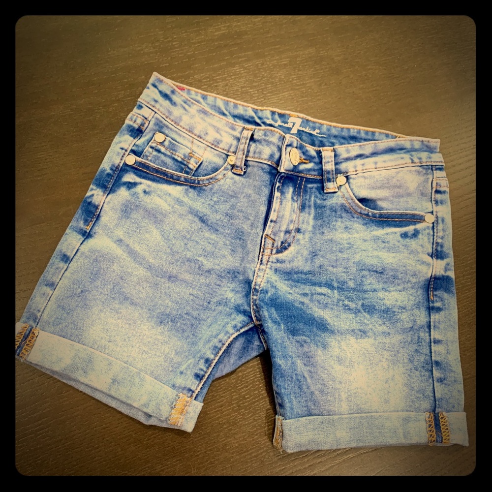 Girls 7 All Makind Midi short.